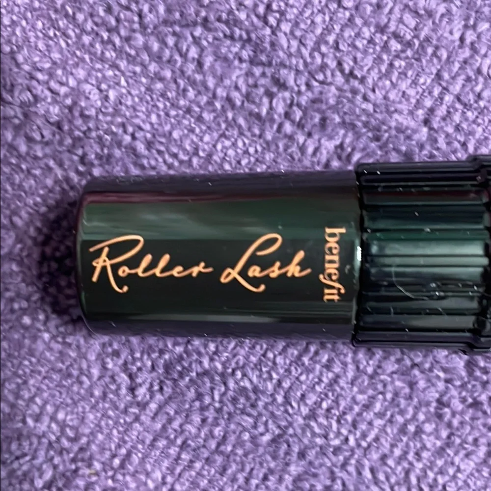 NEW Benefits Cosmetic Piping Hot Beauty Set of Curling Mascara and Blush NIP!